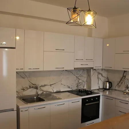 Center 2 Apartment