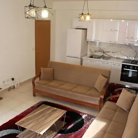 Center 2 * Shkoder
